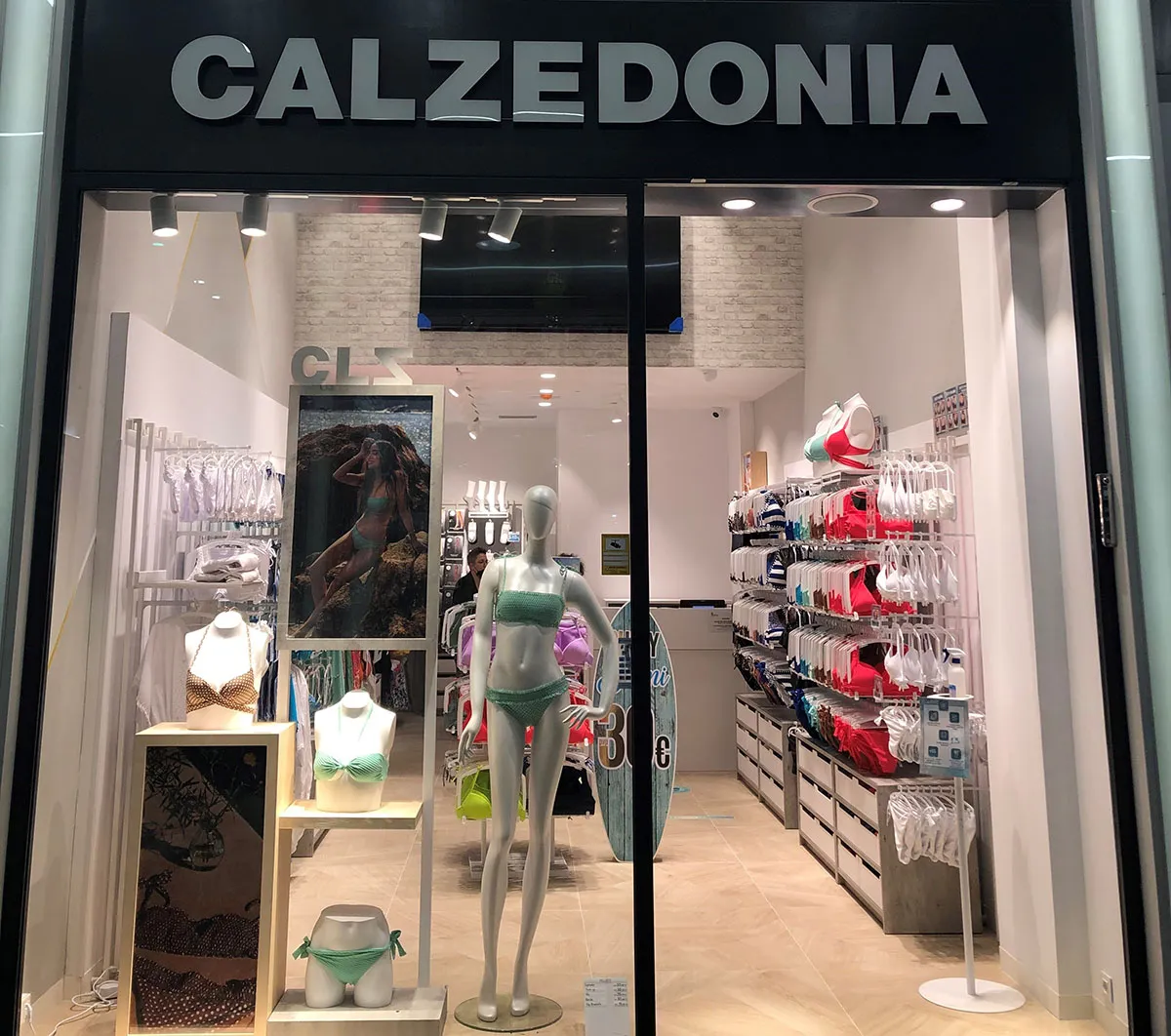 CALZEDONIA