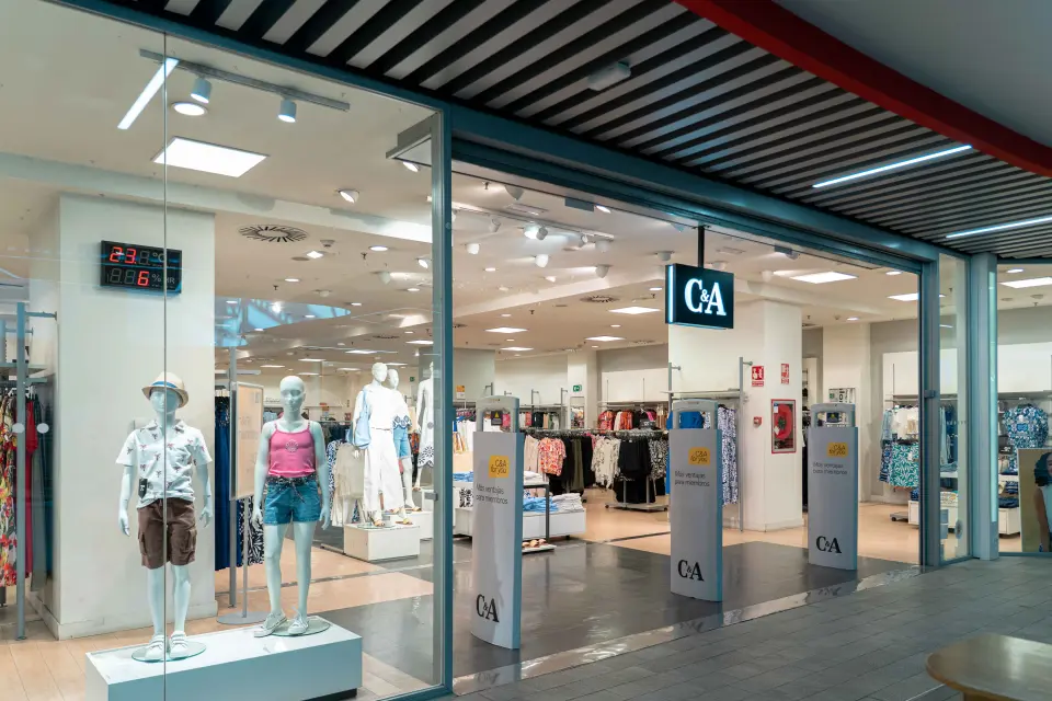 C&A